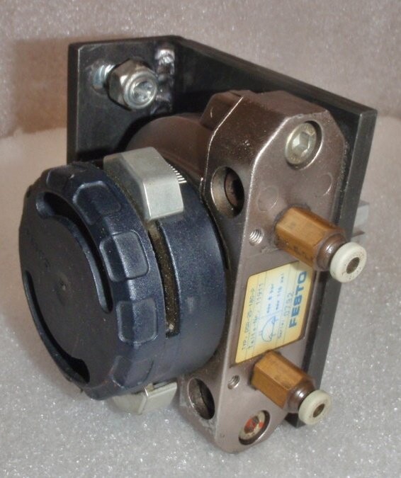 Festo DSR-25-180-P Rotary Pneumatic Actuator