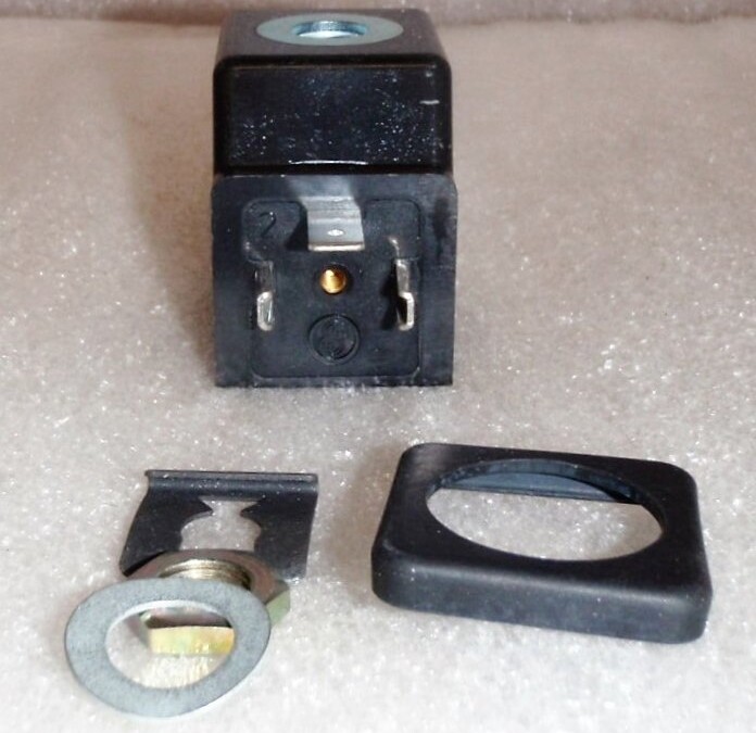 Festo MSW Solenoid Coil with Standard Socket - Image 2