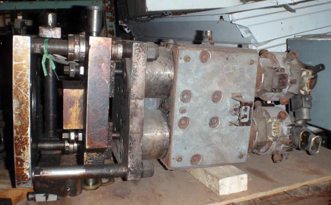 Battenfeld Fischer Unknown Model 2x125 Blow Mold Machine Head