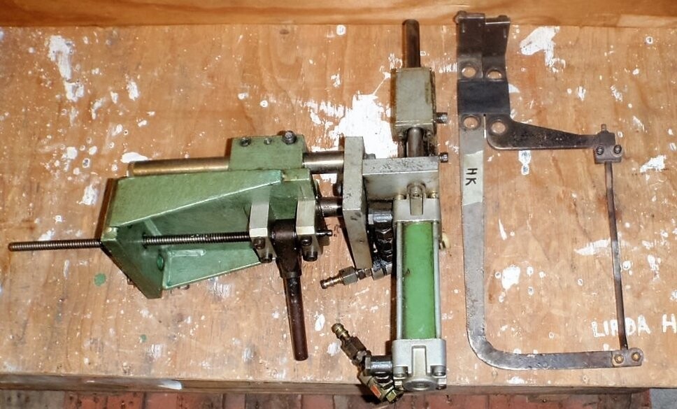 Battenfeld Fischer VK1 Hot Knife Assembly