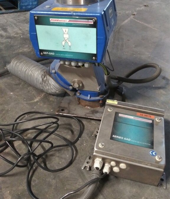 Foremost Series GAD Digital Metal Detector