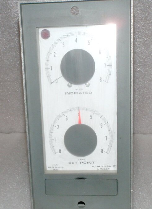 Gardsman 102 Temperature Controller