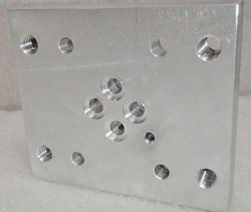 Servo Valve adapter mounting block - Image 2