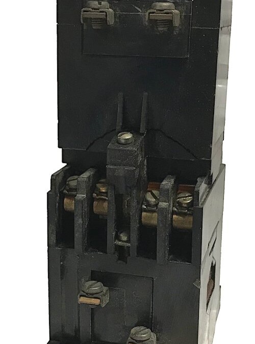 GE CR120B Industrial Latched Relay - Image 2