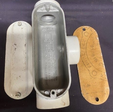 GE E30640 T-Fitting - Image 3