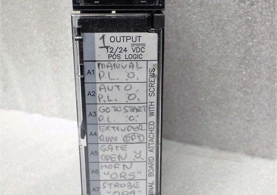 GE-Fanuc IC693MDL730 2 Amp Positive Logic (8-Points) Output