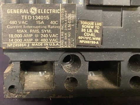 GE TED134015 15 Amp Circuit Breaker - Image 2