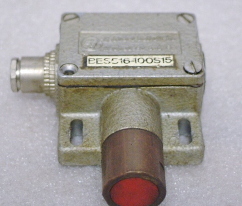 Gebhard Balluff BES516-100 Proximity Sensor