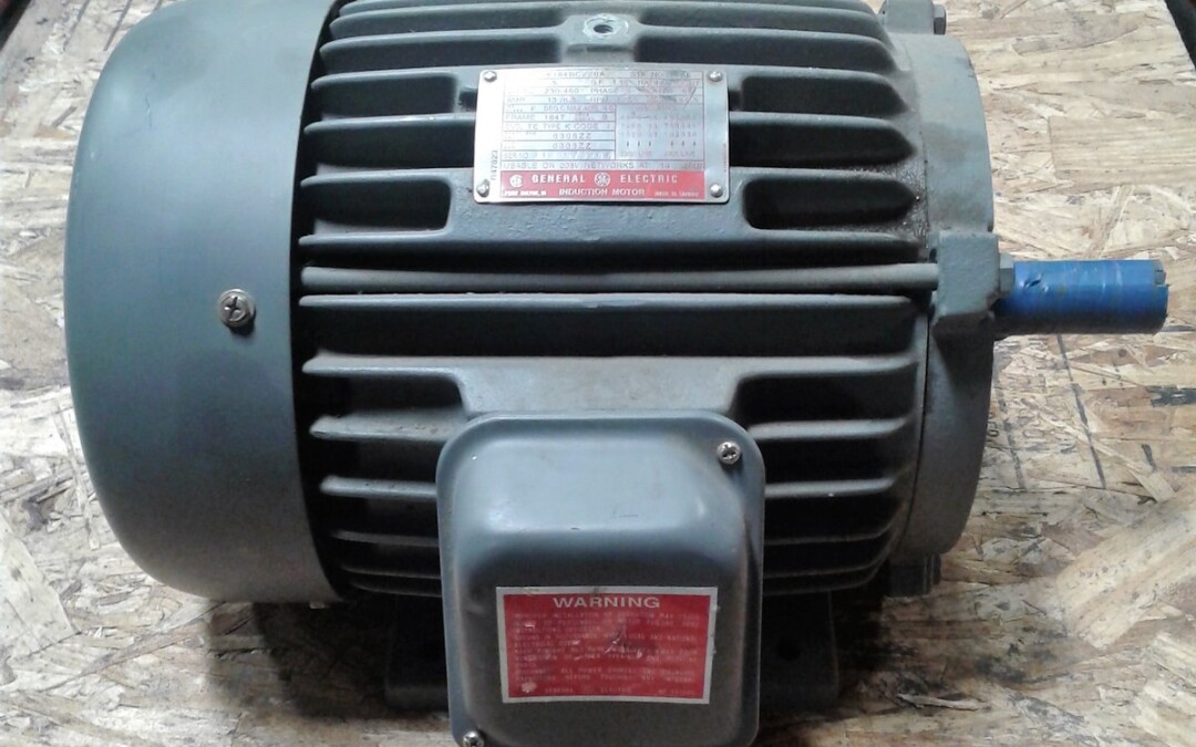 GE 5K184BC220A AC Motor