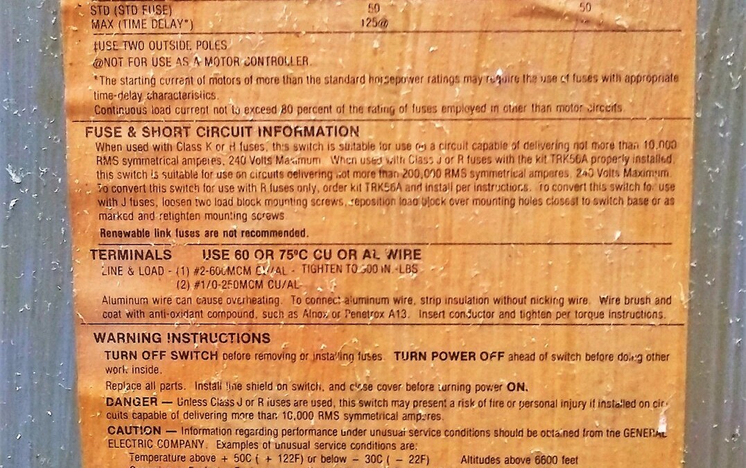 GE 7 Enclosed Safety Switch - Image 3