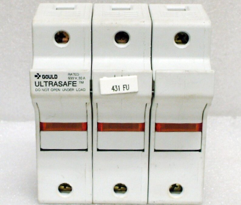 Gould US3J3I Fuse Block