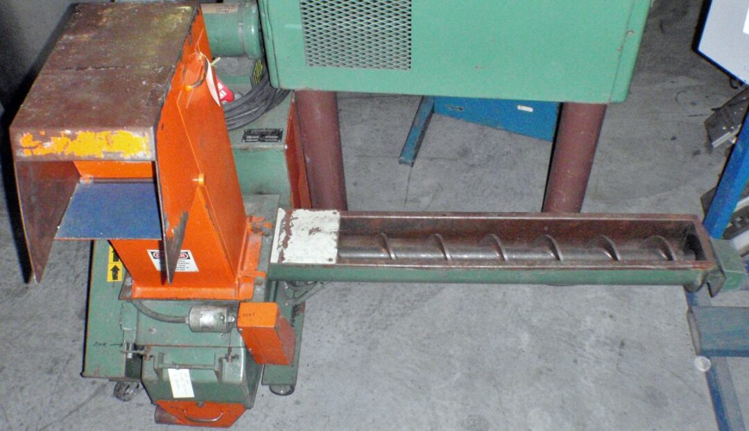 Granutec 810AM.5.5 Auger Grinder - Image 2