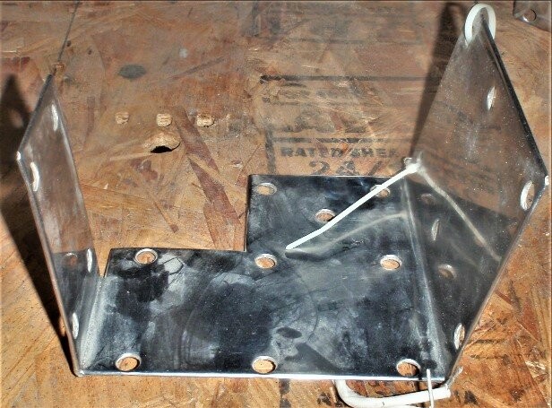 Hewid 181541 155x113x165x115mm Strip Heater - Image 2