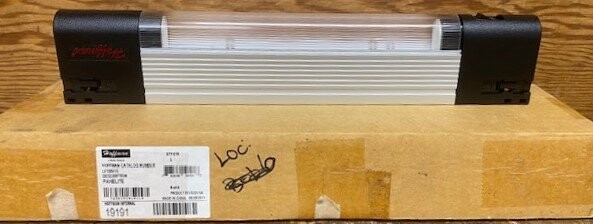 Hoffman LF120V15 Enclosed Fluorescent Light