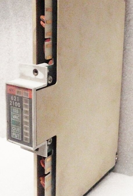 HONEYWELL 621-2100 OUTPUT MODULE 115VAC OUTPUT - Image 2
