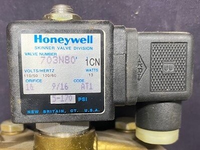 Honeywell 703N80 1CN Skinner Solenoid Valve - Image 2