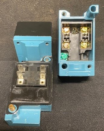 Honeywell LSA1A Micro Switch Limit Switch - Image 3