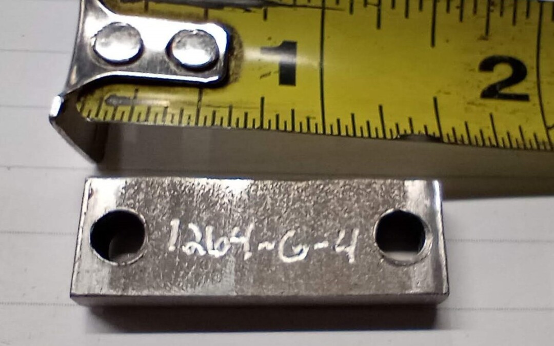 Hot Knife Material Clamp