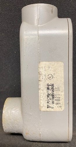 Hubbell EALB-3CG Conduit Body with Cover