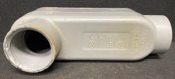 Hubbell EALB-3CG Conduit Body with Cover - Image 3