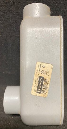 Hubbell EALB-4CG Conduit Body with Cover