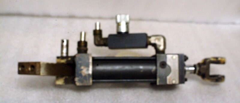 Hydro-Line LR2C-1.5x3 Pneumatic Cylinder