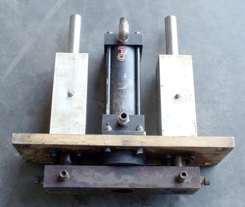 Hydro-Line LR2F-2.5x4.5 Cylinder