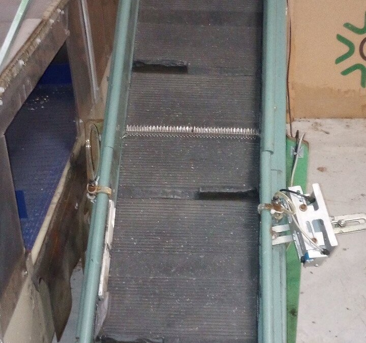 Hytrol 12 Inch Wide Incline Conveyor - Image 2
