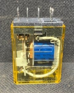 IDEC RH1B-U AC120V Relay - Image 3