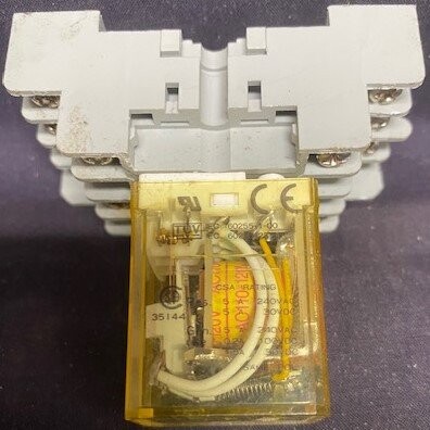IDEC RY4S-UL V120AC Relay - Image 3