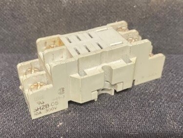 IDEC SH2B-05 Relay Base