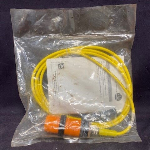 IFM Efector KI-2200NFBOAP2T/LS100-KI0054 Capacitive Sensor