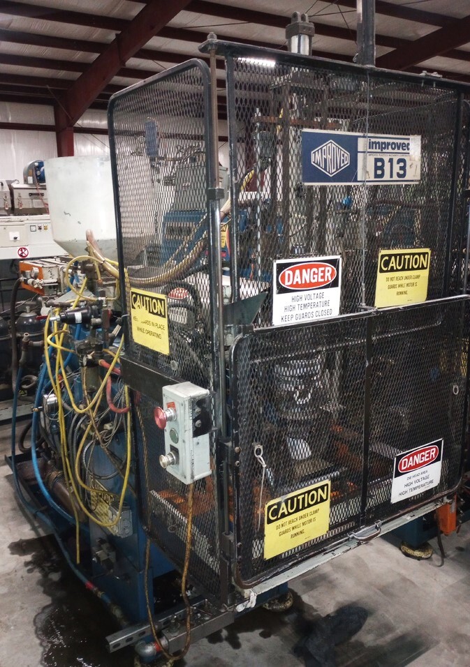 Improved Reciprocating Single Head Blow Molding Machine