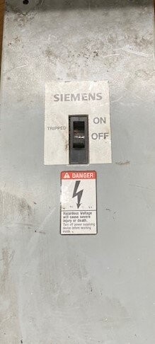 Siemens E2N1S ITE Enclosed ED42B030 Circuit Breaker