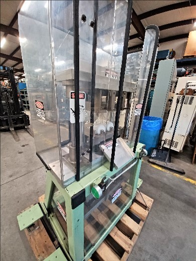 JBJ Pneumatic Bottle Punch Deflasher