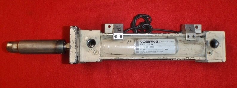 Koganei DDA40X135-4570W Pneumatic Cylinder