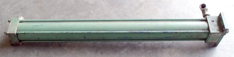 Lynair Unknown Model 22 inch stroke Cylinder