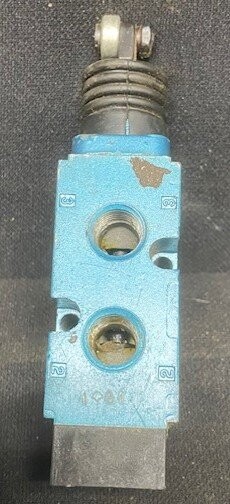 MAC Valves 180001-112-0014 Solenoid Valve - Image 4