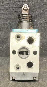 MAC Valves 180014-123-0001 Pneumatic Valve
