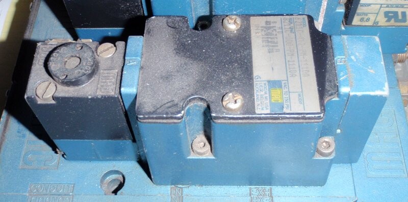 MAC Valves 6211C-412-PM-111DA Pneumatic Valve