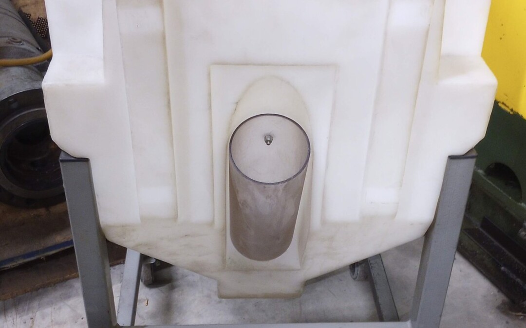 MAC Portable 4.5 cu. ft. Resin Bin