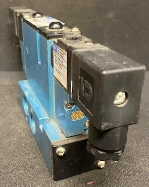 MAC Valves 92B-BBA-CAG-DM-DDAJ-1JB Solenoid Pilot Operated Valves