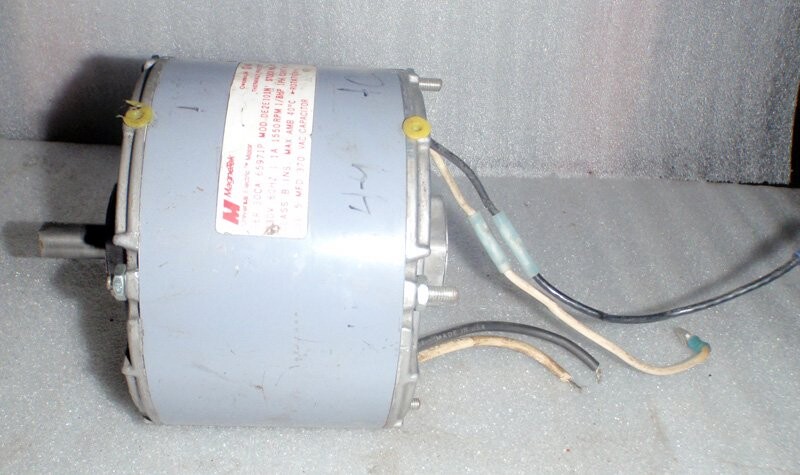 MagneTek DE2E101N Motor