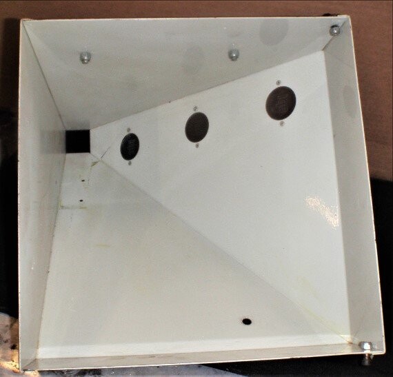 Maguire Unknown Model Color Additive Hopper - Image 2