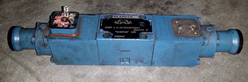 Mannesmann-Rexroth 3DREP 6 C-14/25A24N9Z4M Hydraulic Valve