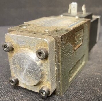 Mannesmann-Rexroth 4WE6HA53/AG24NK4 Hydraulic Valve - Image 2