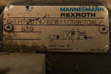 Mannesmann-Rexroth 4WEH22D74/6EW110N9ETDAL Directional Valve - Image 2