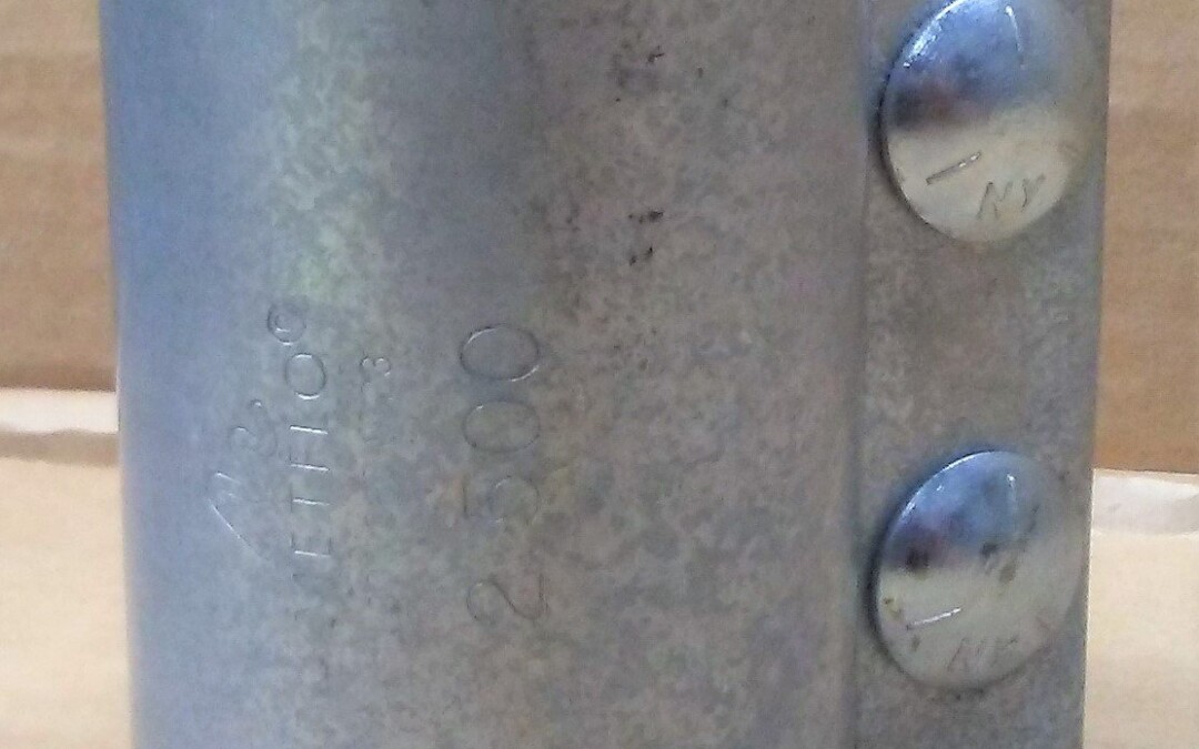 Metflo 2.500 4 inch long Coupling