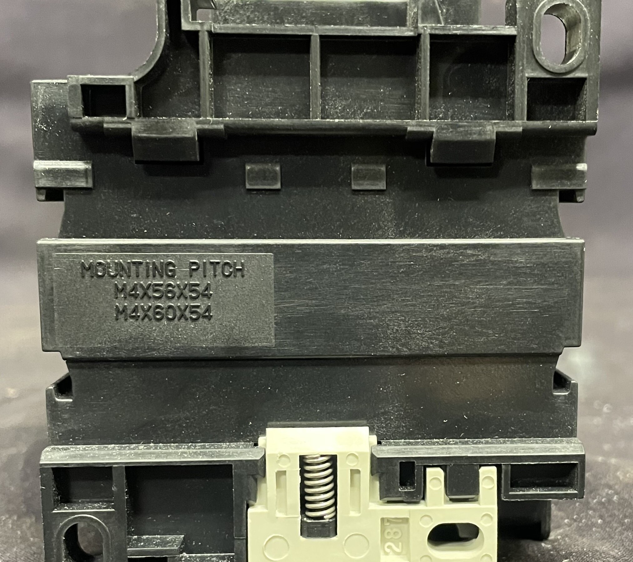 Mitsubishi Magnetic Contactor - Image 3