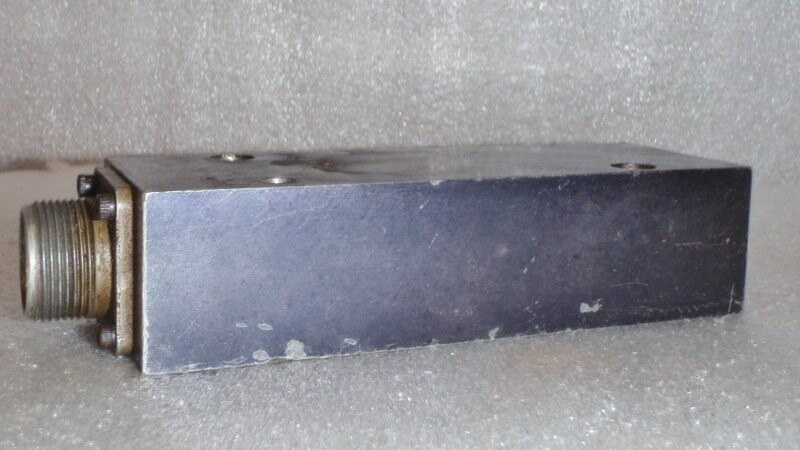 Moog 131-103-01 Transducer - Image 2